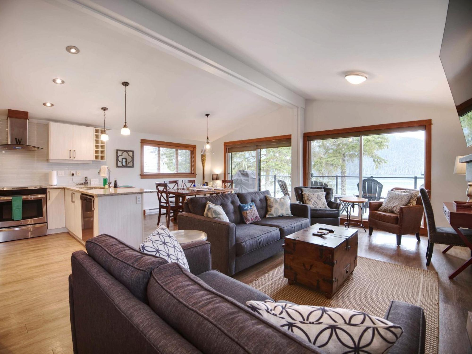 Handsome Dan'S Vacation Cottage Rentals Port Renfrew Esterno foto
