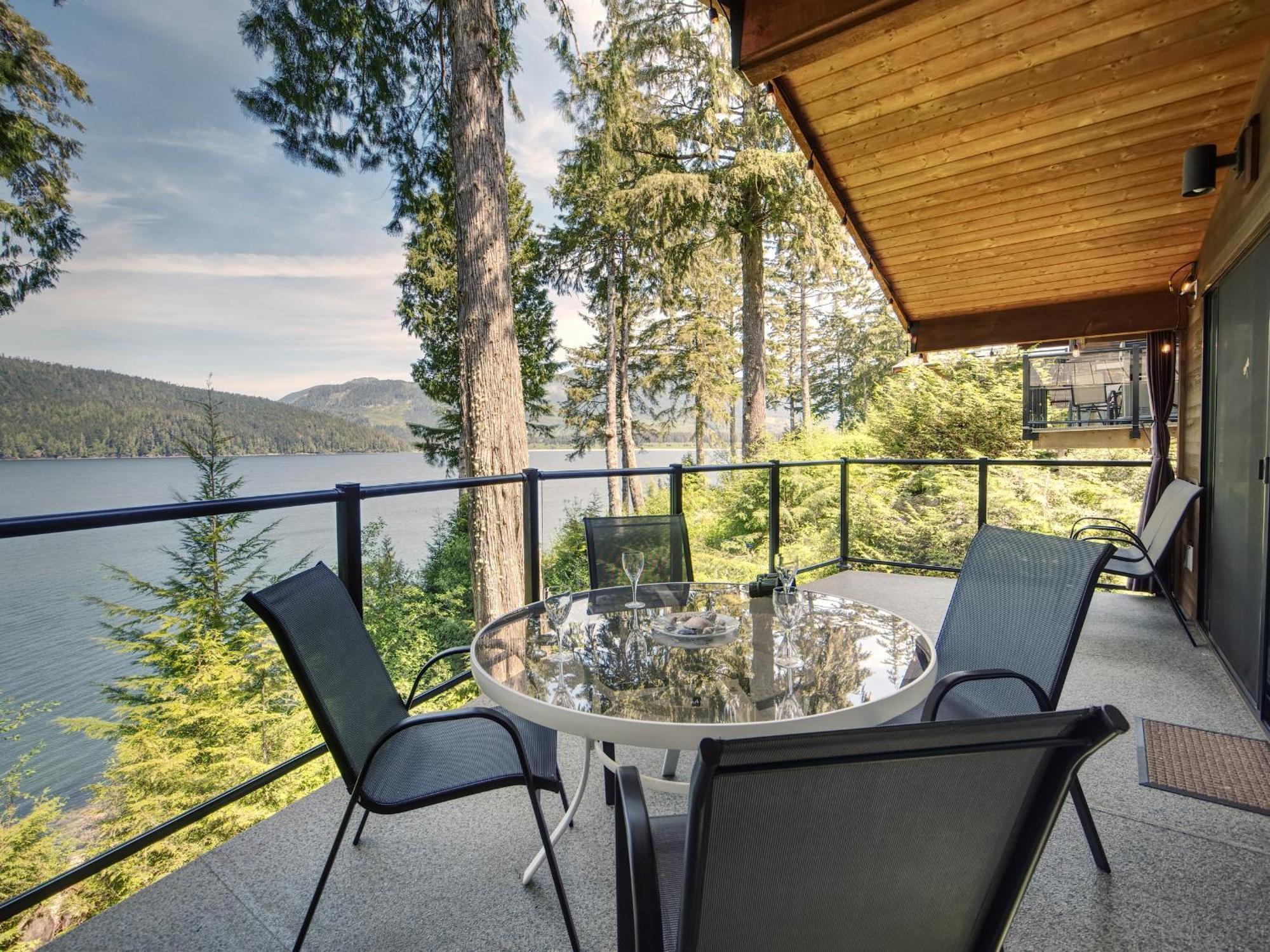 Handsome Dan'S Vacation Cottage Rentals Port Renfrew Esterno foto
