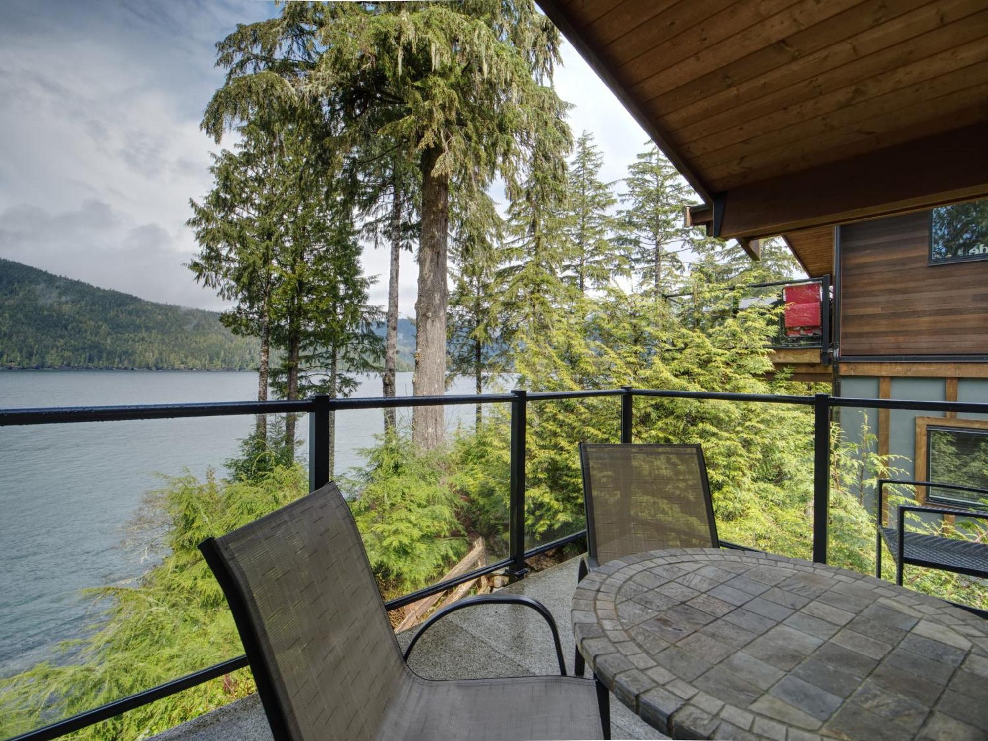Handsome Dan'S Vacation Cottage Rentals Port Renfrew Esterno foto