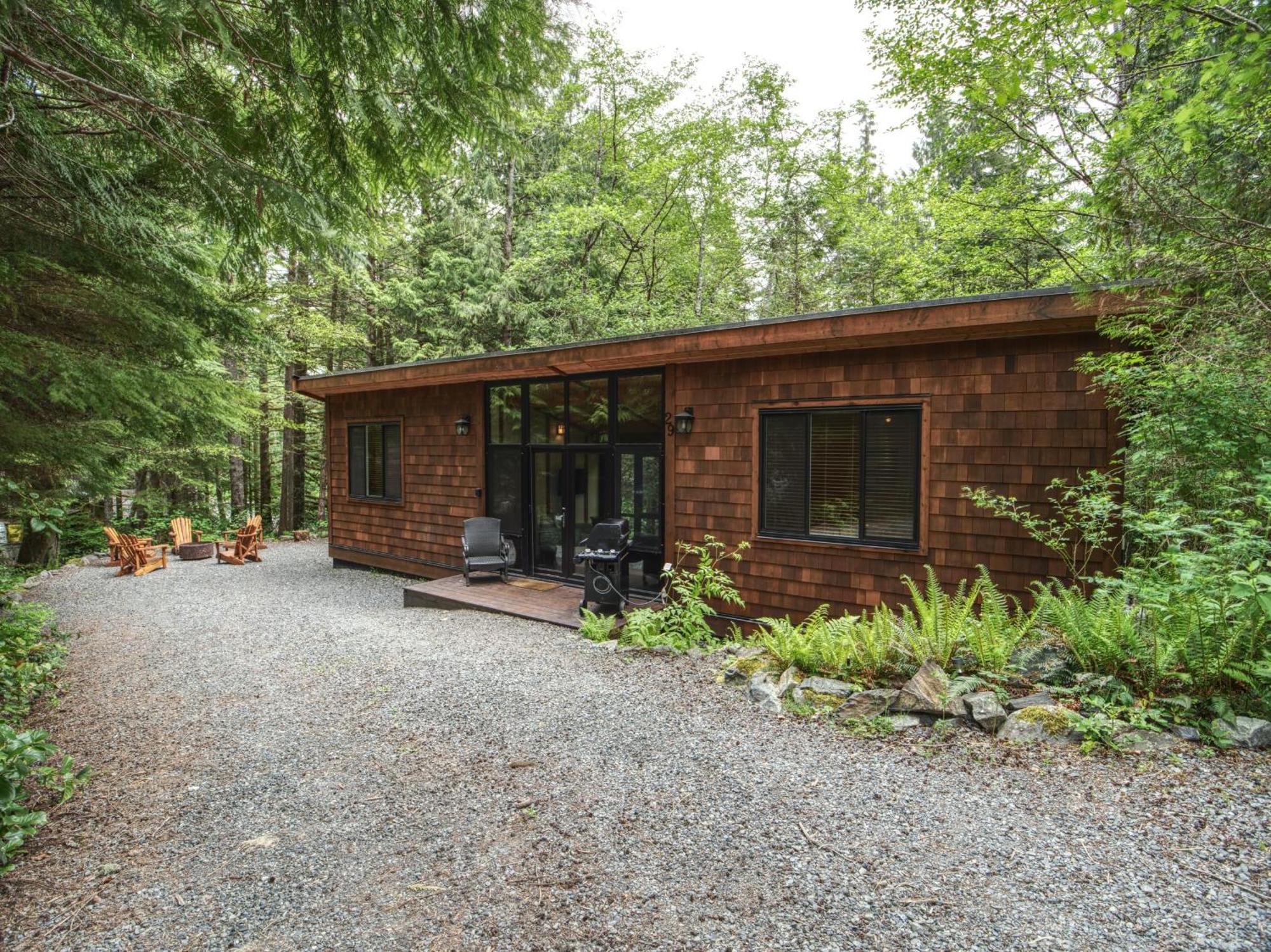 Handsome Dan'S Vacation Cottage Rentals Port Renfrew Esterno foto