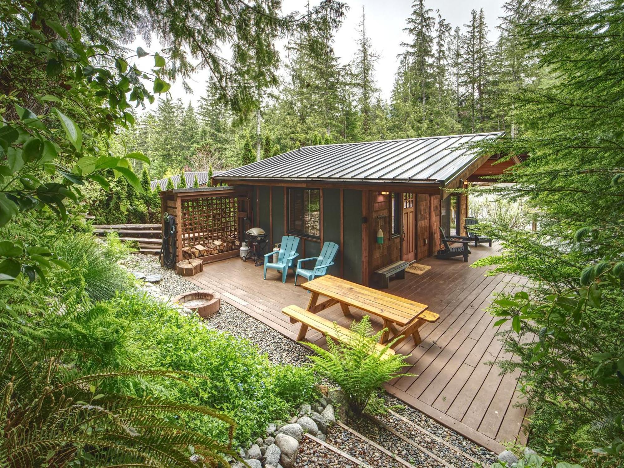 Handsome Dan'S Vacation Cottage Rentals Port Renfrew Esterno foto