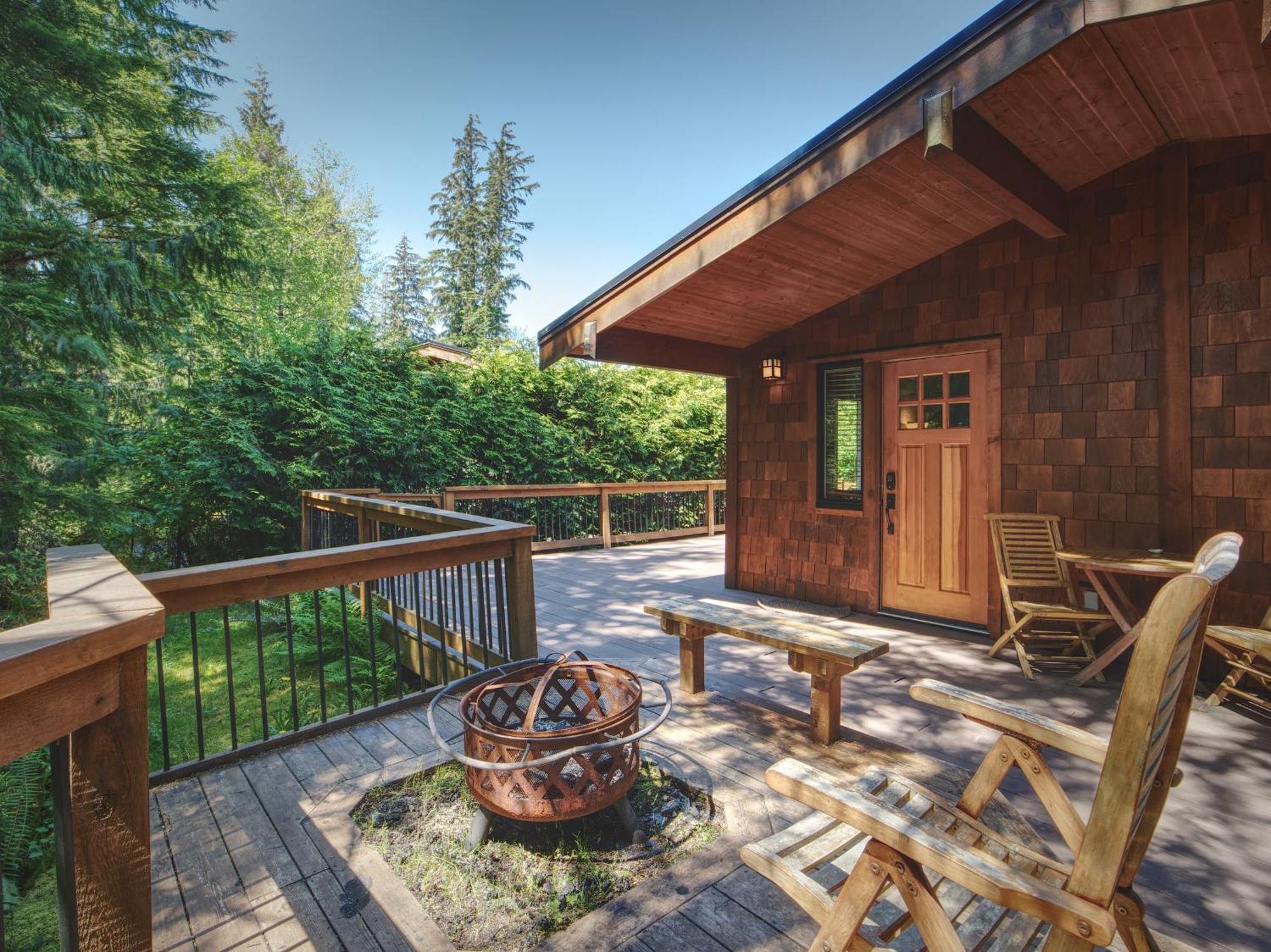 Handsome Dan'S Vacation Cottage Rentals Port Renfrew Esterno foto